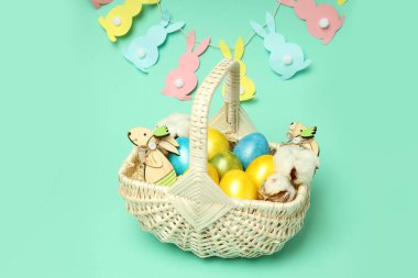 Arka planda Paskalya yumurtası kavramı