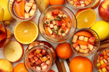 Sangria ile alkollü içecek kavramı.