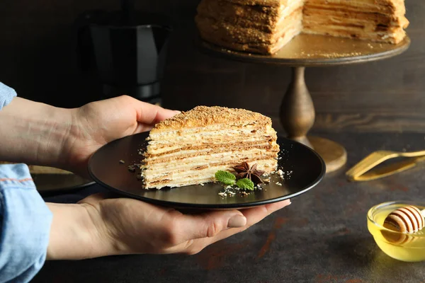 Концепция Вкусного Десерта Медовым Тортом Закрыть — стоковое фото