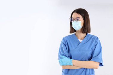 Genç bayanla birlikte sağlık çalışanı kavramı, metin için alan