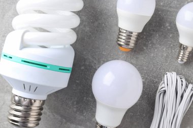 Elektrikçi veya elektrikli aletler kavramı, kapatın
