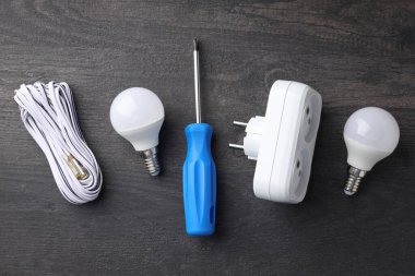 Elektrikçi veya elektrikli aletler kavramı, üst görünüm