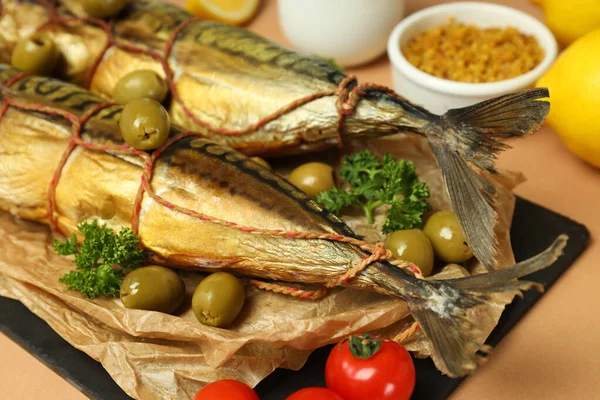고등어가 맛있는 음식에 가까이 — 스톡 사진