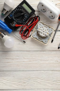 Elektrikçi araçları kavramı, metin için boşluk