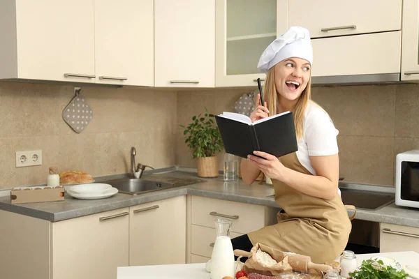 Concept Cooking Attractive Woman Space Text — Stock Photo, Image