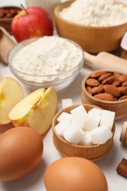 Pasta ya da turta pişirme kavramı. Kapatın.