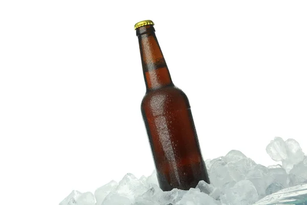 Hielo Con Botella Bebida Aislada Sobre Fondo Blanco — Foto de Stock