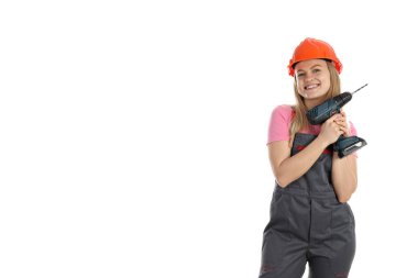 Meslek anlayışı, üniformalı genç bir kadın beyaz arka planda izole edilmiş.