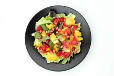 Kırmızı turuncu salata beyaz arkaplanda izole.