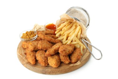 Beyaz arka planda izole edilmiş tavuk şeritli lezzetli yemek kavramı