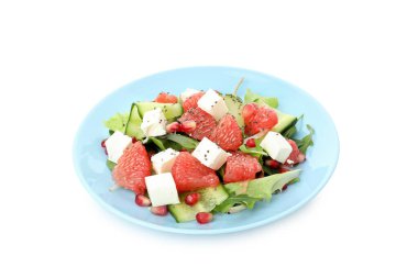 Beyaz arka planda kırmızı turuncu salata.