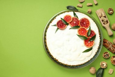 Lezzetli tatlı kavramı. Kremalı turta ve turta. Metin için yer.