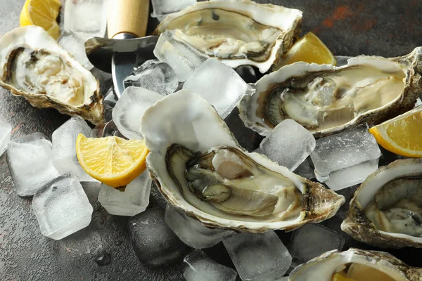 Lezzetli deniz ürünleri kavramı, istiridye, yakın plan.