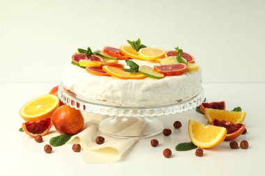 Lezzetli tatlı kavramı, turtalı kremalı turta.