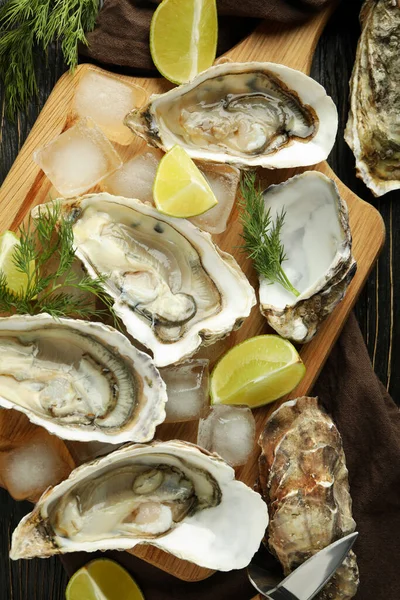 Concept Delicious Seafood Oysters Wooden Table — Foto de Stock