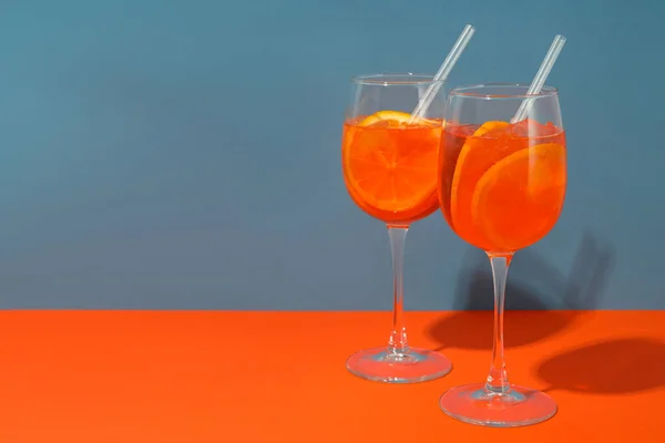 Concepto Bebida Alcohólica Fresca Aperol Spritz Espacio Para Texto —  Fotos de Stock