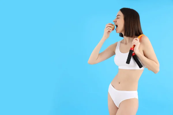 Concept Van Gewichtsverlies Met Aantrekkelijke Jonge Vrouw Ruimte Voor Tekst — Stockfoto