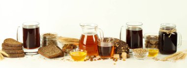 Yaz için ferahlatıcı içecek kavramı - kvass