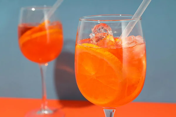 Koncepcja Koktajlu Letniego Aperol Spritz Zbliżenie — Zdjęcie stockowe