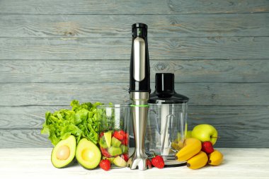 Karıştırıcıyla lezzetli yemekler pişirme kavramı