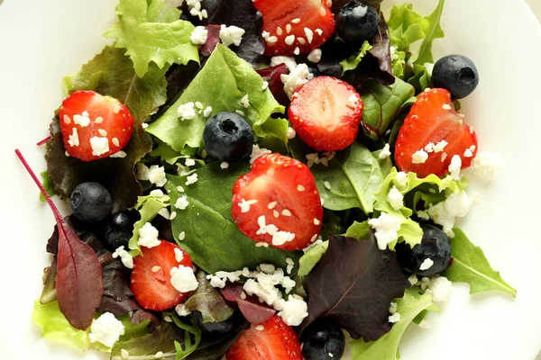 Concept Tasty Salad Salad Strawberry Close — Fotografia de Stock