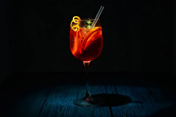 Concept Fresh Summer Cocktail Aperol Spritz Wooden Table Dark Background — Stock Photo, Image