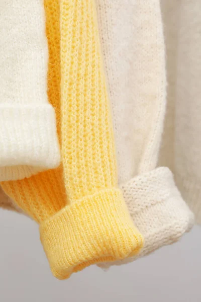 Sweaters Hang Hangers Close Selective Focus — Stockfoto