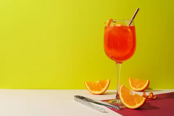 Concept Delicious Alcohol Drink Aperol Spritz Cocktail — Stock Photo, Image