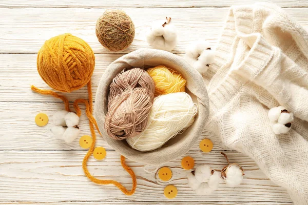 居心地の良い趣味 編み物 トップビューの概念 — ストック写真
