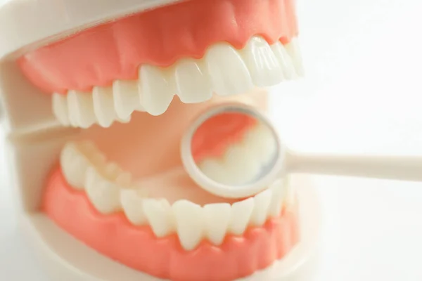 Concetto Trattamento Dei Denti Cura Dentale — Foto Stock