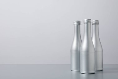 Gümüş kavramı, farklı gümüş dokular ve nesneler