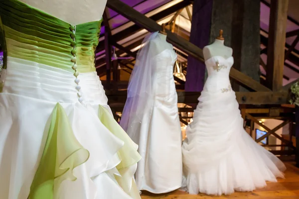 Платья невесты — стоковое фото