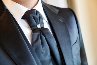 groom dress