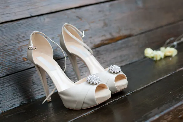 Обувь невесты — стоковое фото
