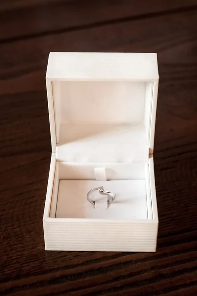 Engagement ring — Stock Photo, Image