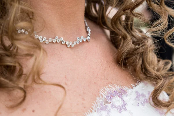 Wedding necklace — Stock Photo, Image