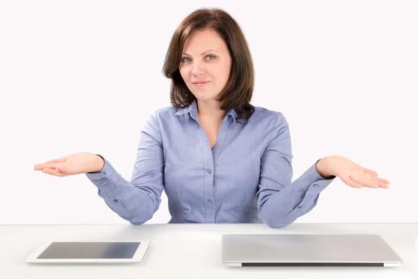 Business woman offers to make a choice — Stock Photo, Image