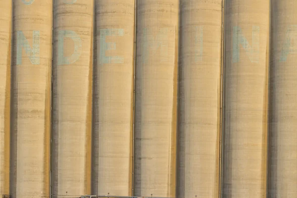 Grain silos — Stock Photo, Image