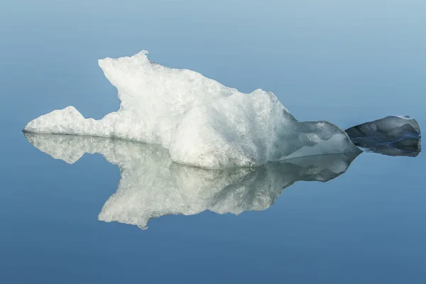 Ледниковый лед — стоковое фото