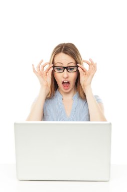 şok işkadını laptop arıyorum