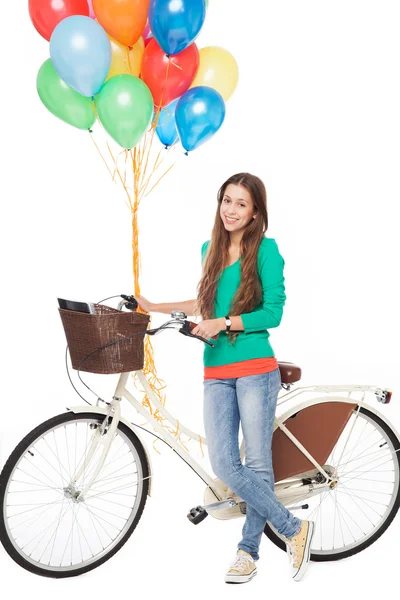 Mujer con su bicicleta — Foto de Stock