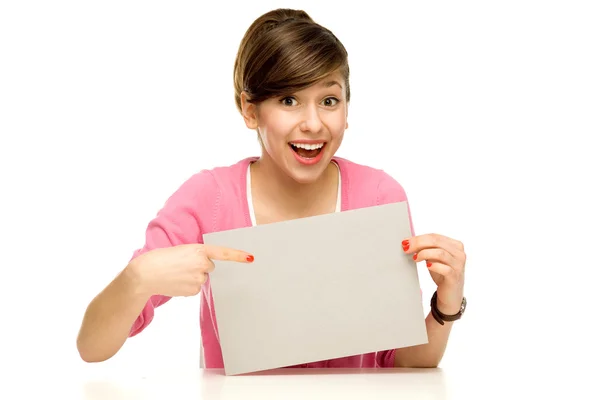 Mujer joven con cartel en blanco — Foto de Stock