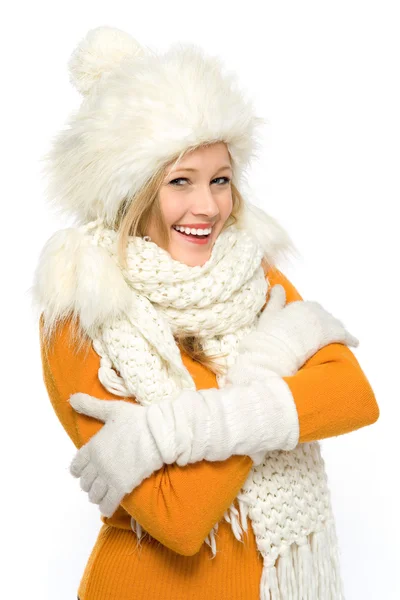 Молодая женщина в зимней одежде — стоковое фото