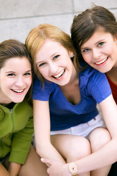 Three Beautiful Young Women Friends — Stock Photo, Image