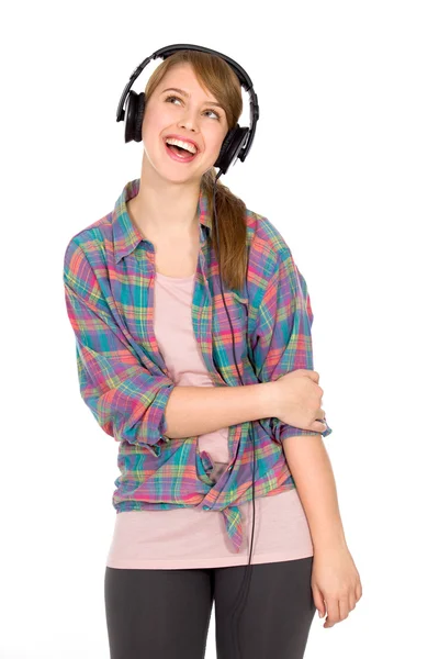 Casual κορίτσι φορώντας ακουστικά — Φωτογραφία Αρχείου