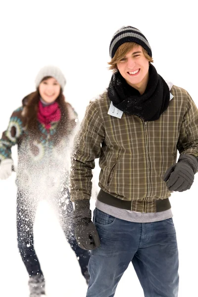Par med snöboll kampen — Stockfoto