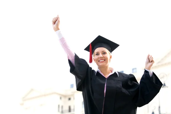Studentin mit Abschluss — Stockfoto