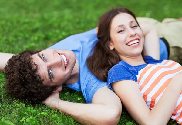 Happy young couple — Stock Photo, Image