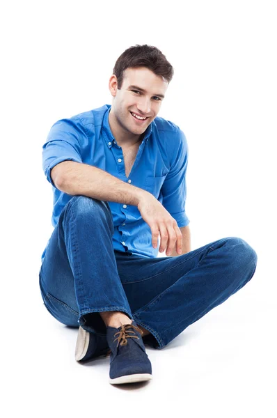 Uomo casual seduto — Foto Stock