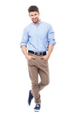 gülümseyen yakışıklı adam